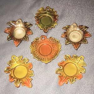 Nice lookin Ceramic leaves.  Decorations